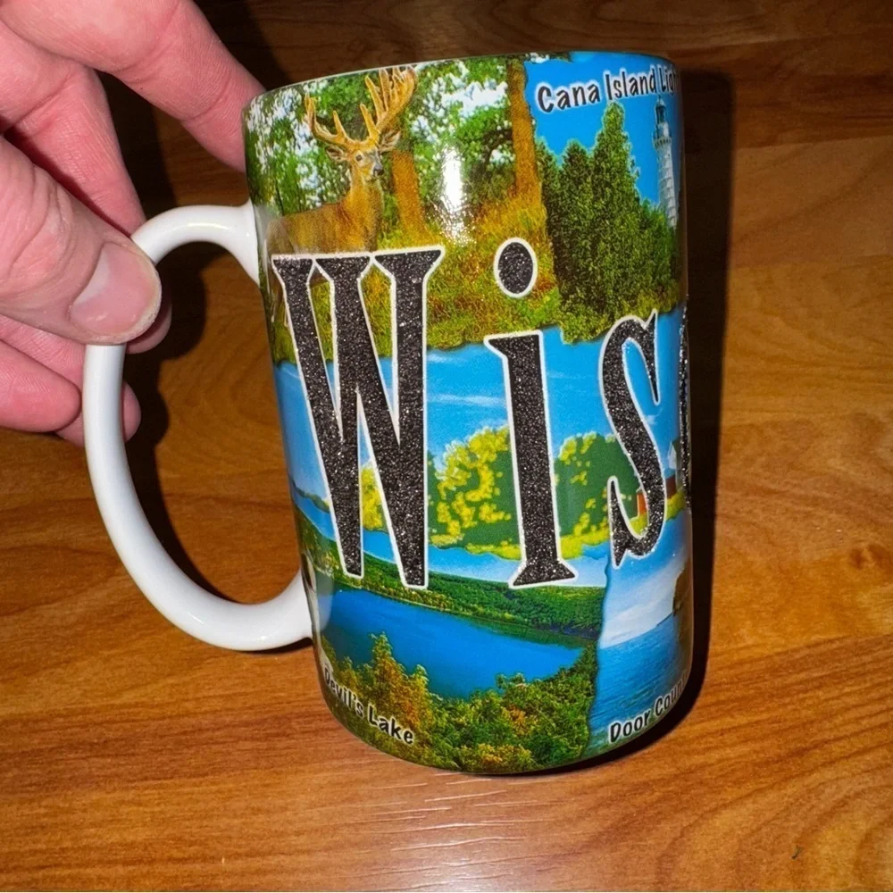 Americaware Wisconsin 18 Oz Tall Color Etched Collage All Over Print Coffee Mug