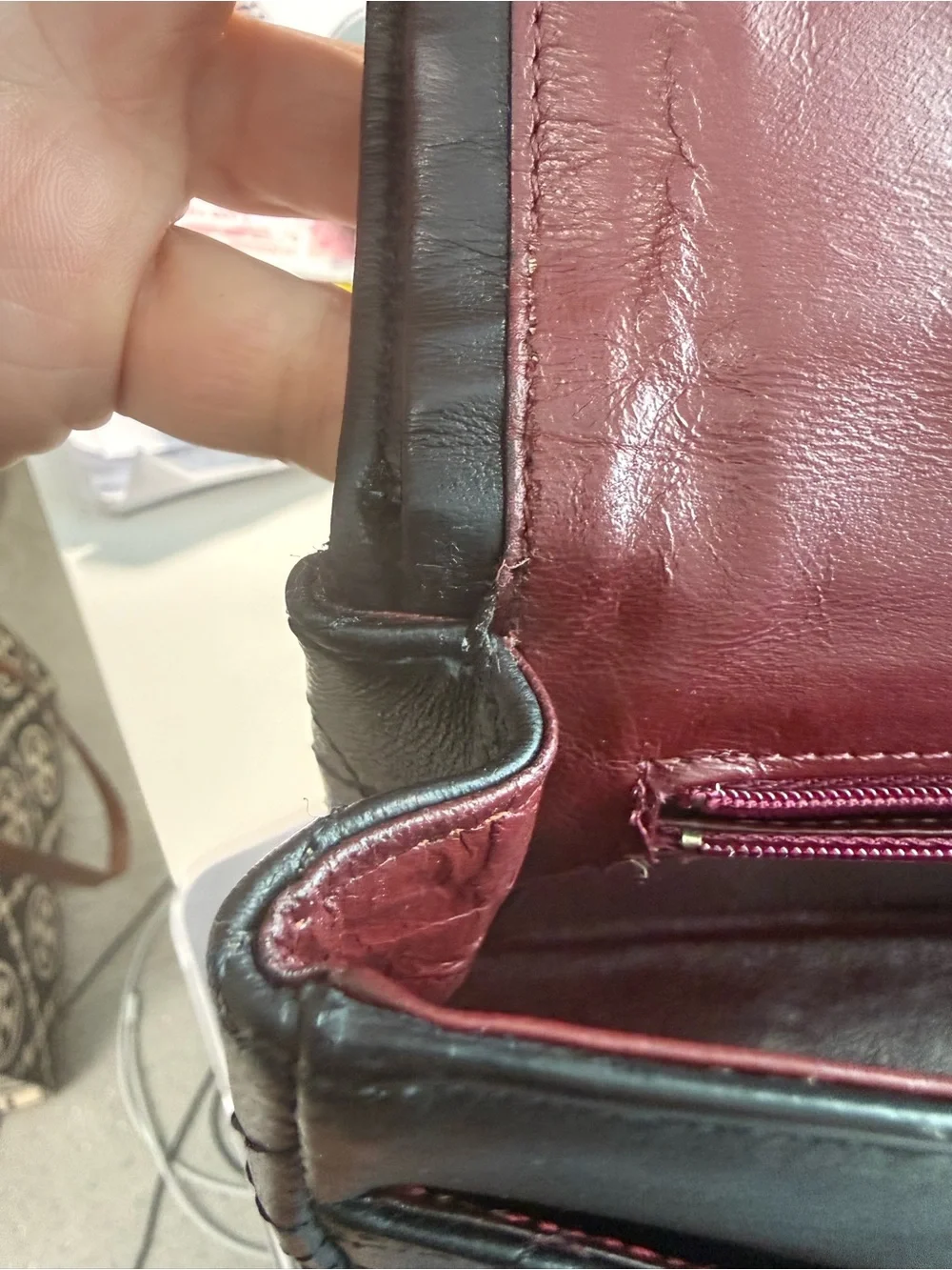 CHANEL elegant quilted