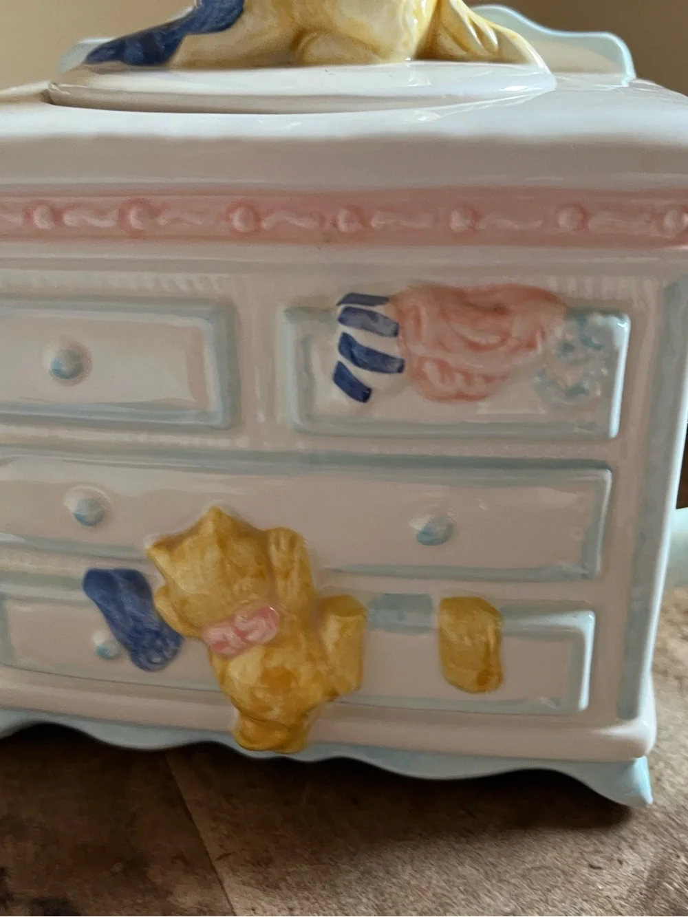 N/A adorable ceramic