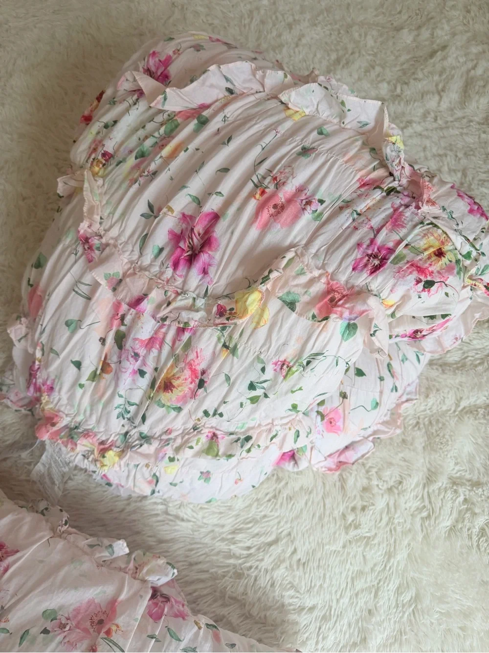 Monique Ihuillier Jolie Floral Ruffle Comforter in Light Pink