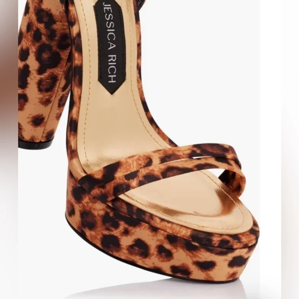 Jessica Rich heel a2