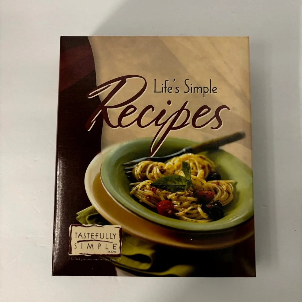 Tastefully Simple Simple Recipes 9th Edition 2009 3-Ring Recipe Binder Cookbook
