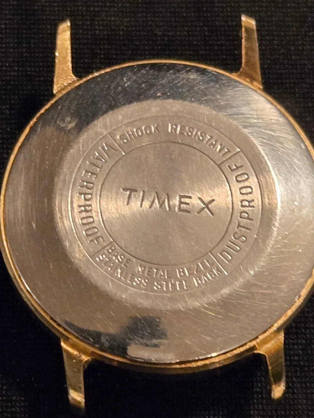 Vintage Timex #1164-2467 Gold Tone Men's Dress Watch with Champagne Dial