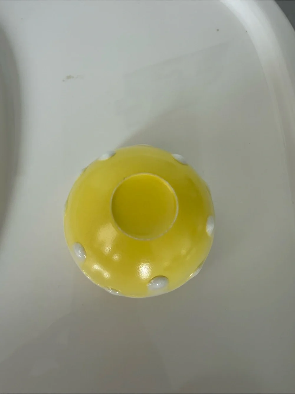 N/A yellow cup