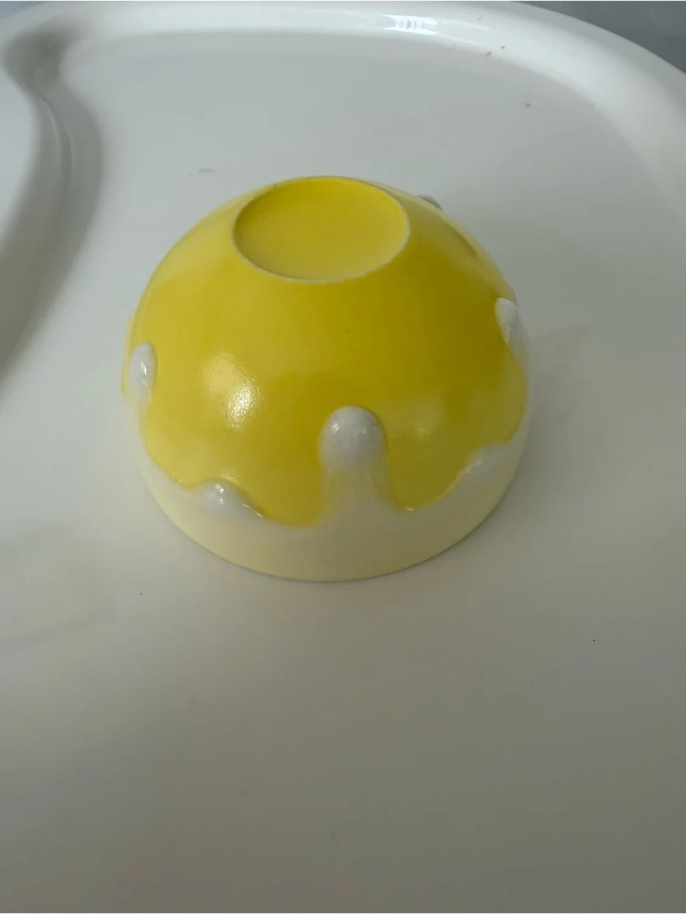 N/A yellow cup