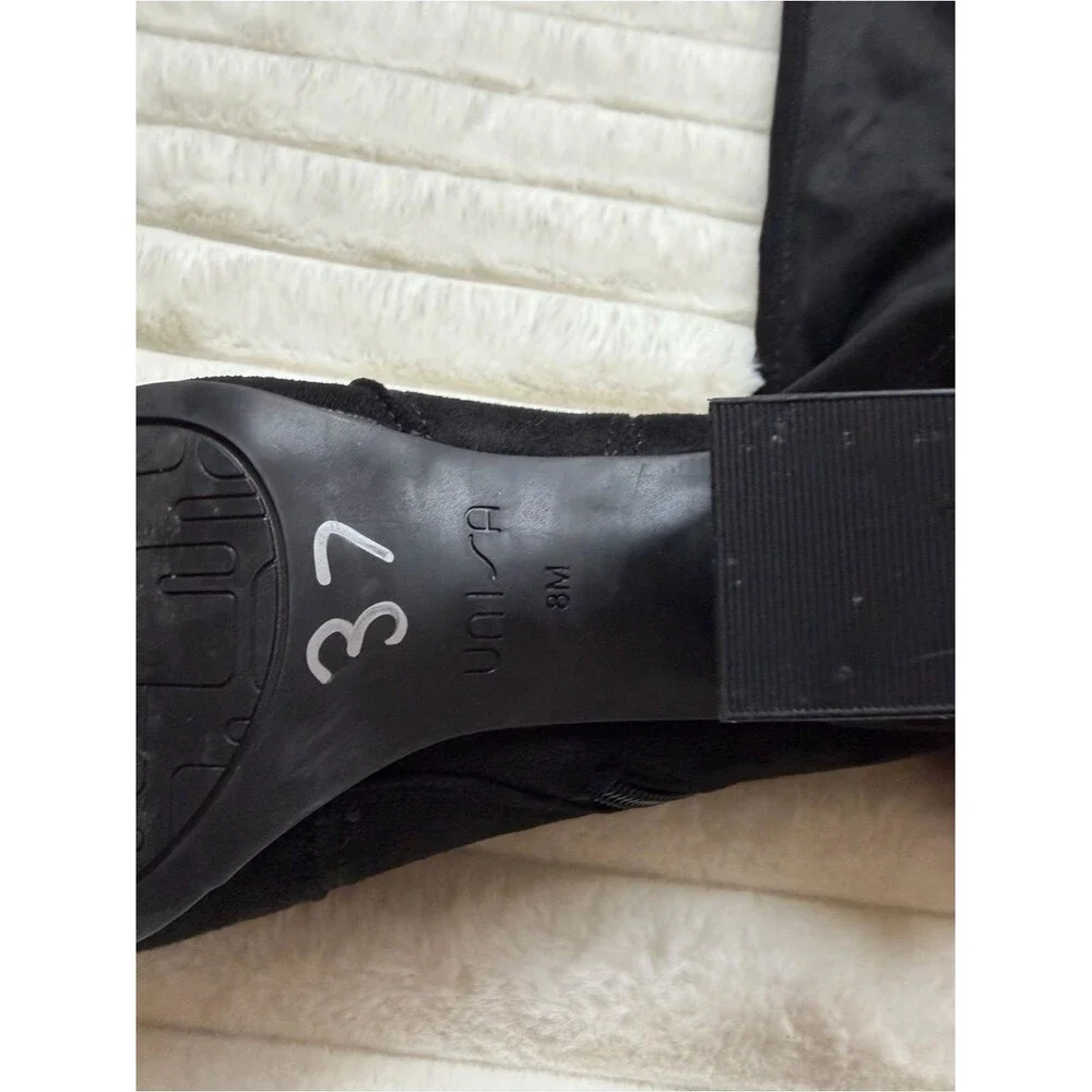 Unbranded sleek black