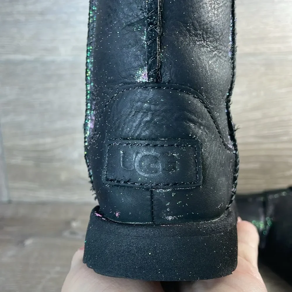 UGG kids classic