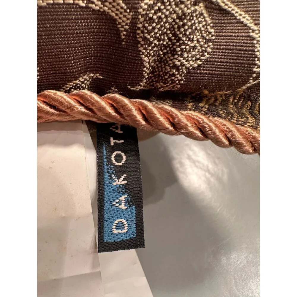 Dakota bay bengal