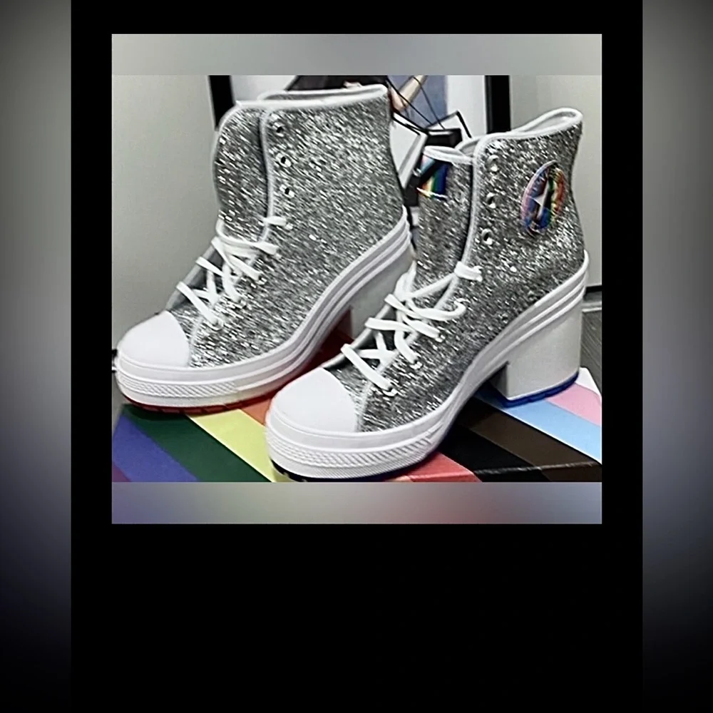 Converse Chuck 70 De Luxe Heel Pride High Top Platform Sneaker size 9.5 NWT