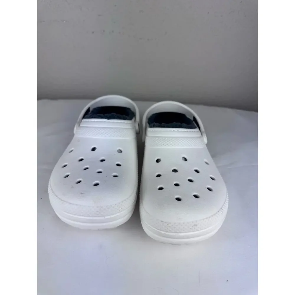 CROCS insulated white