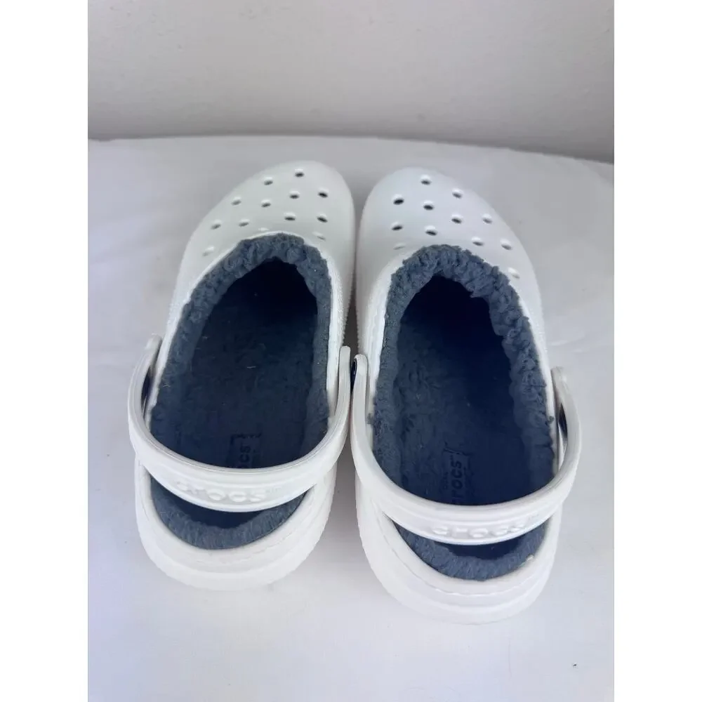 CROCS insulated white