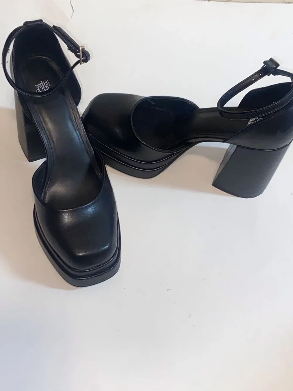wild fable sleek black