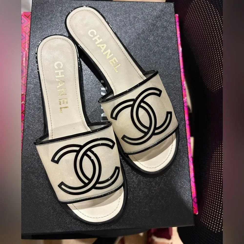 CHANEL Black and Cream Slide Sandals
