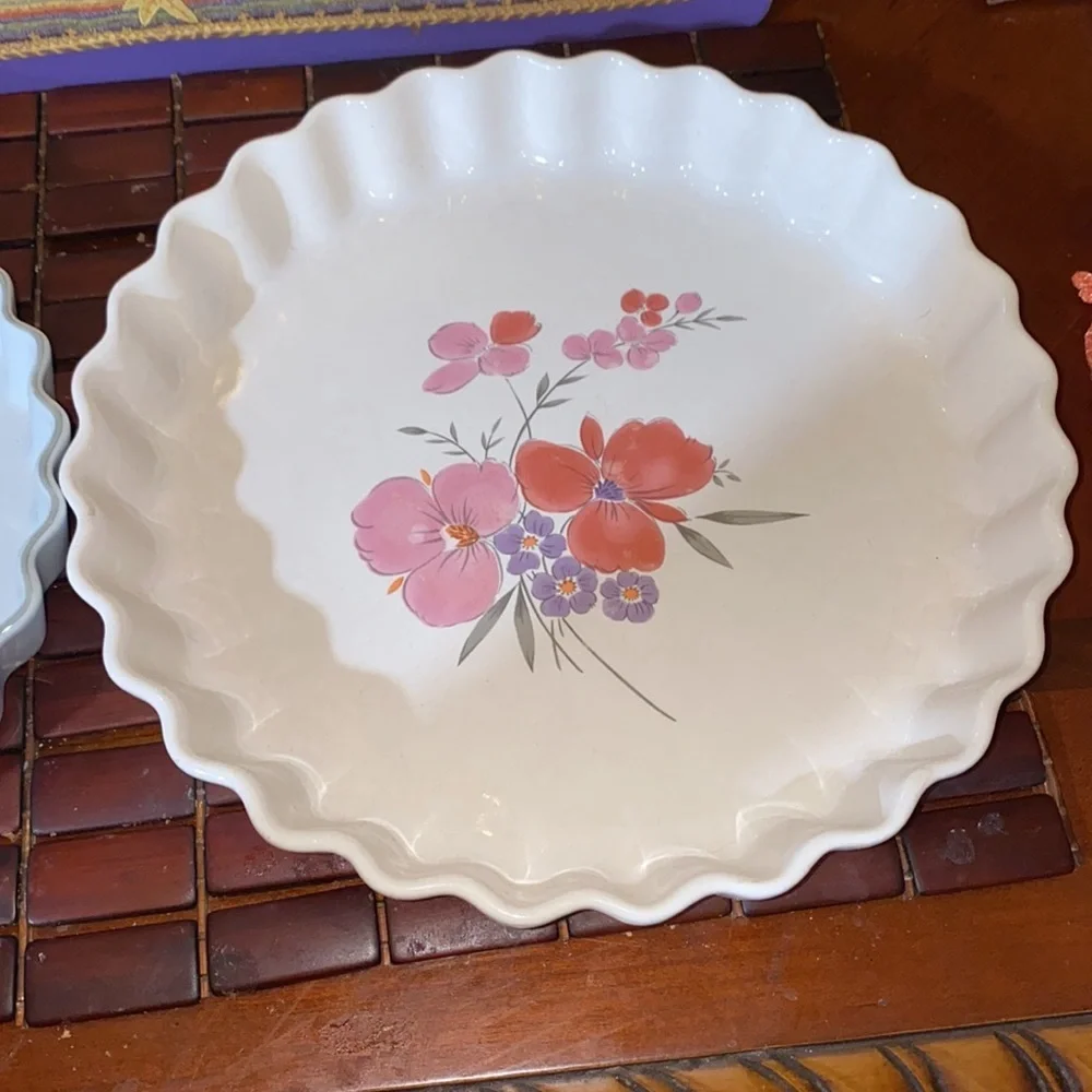 Galleria collection Stoneware box12 vintage