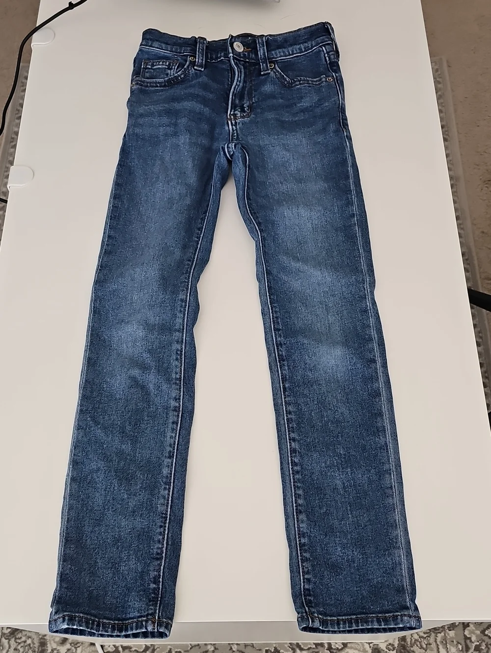 Old Navy pairs boys