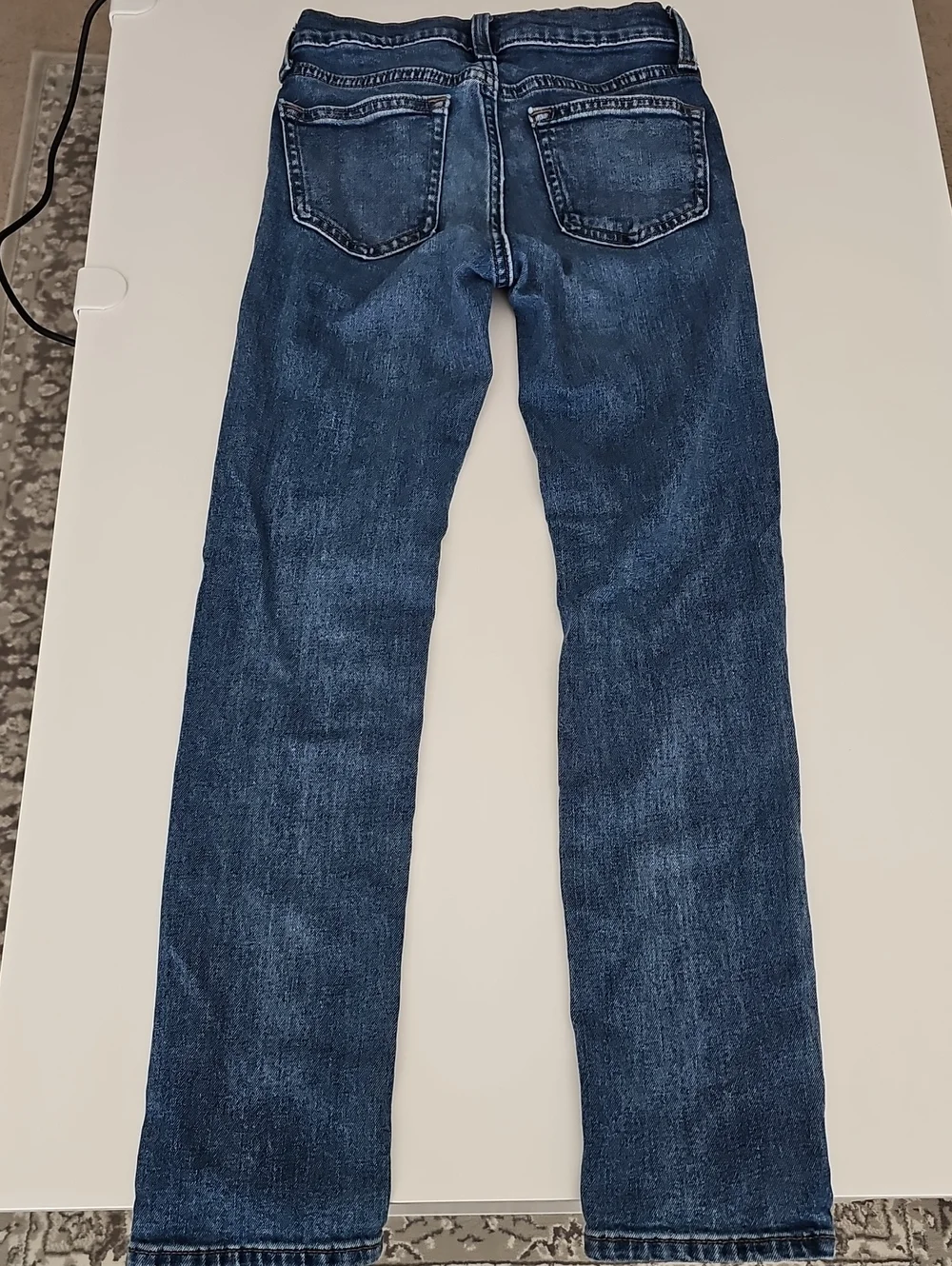 Old Navy pairs boys