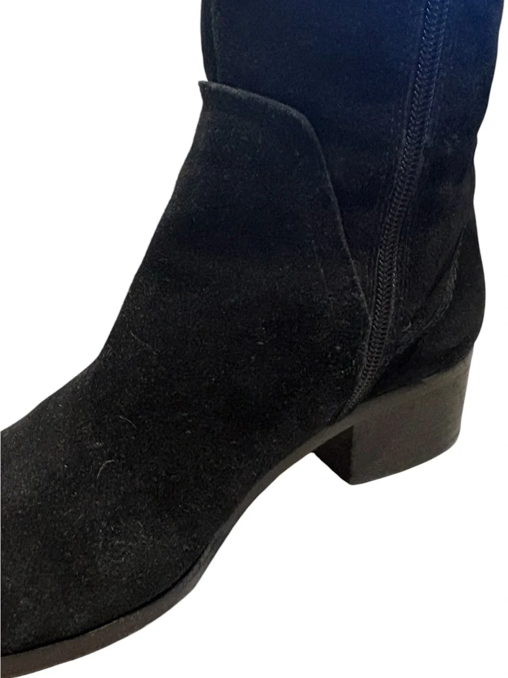 Vince Camuto - Women's Kochelda Over the knee boots. Size 7.5. Black Suede