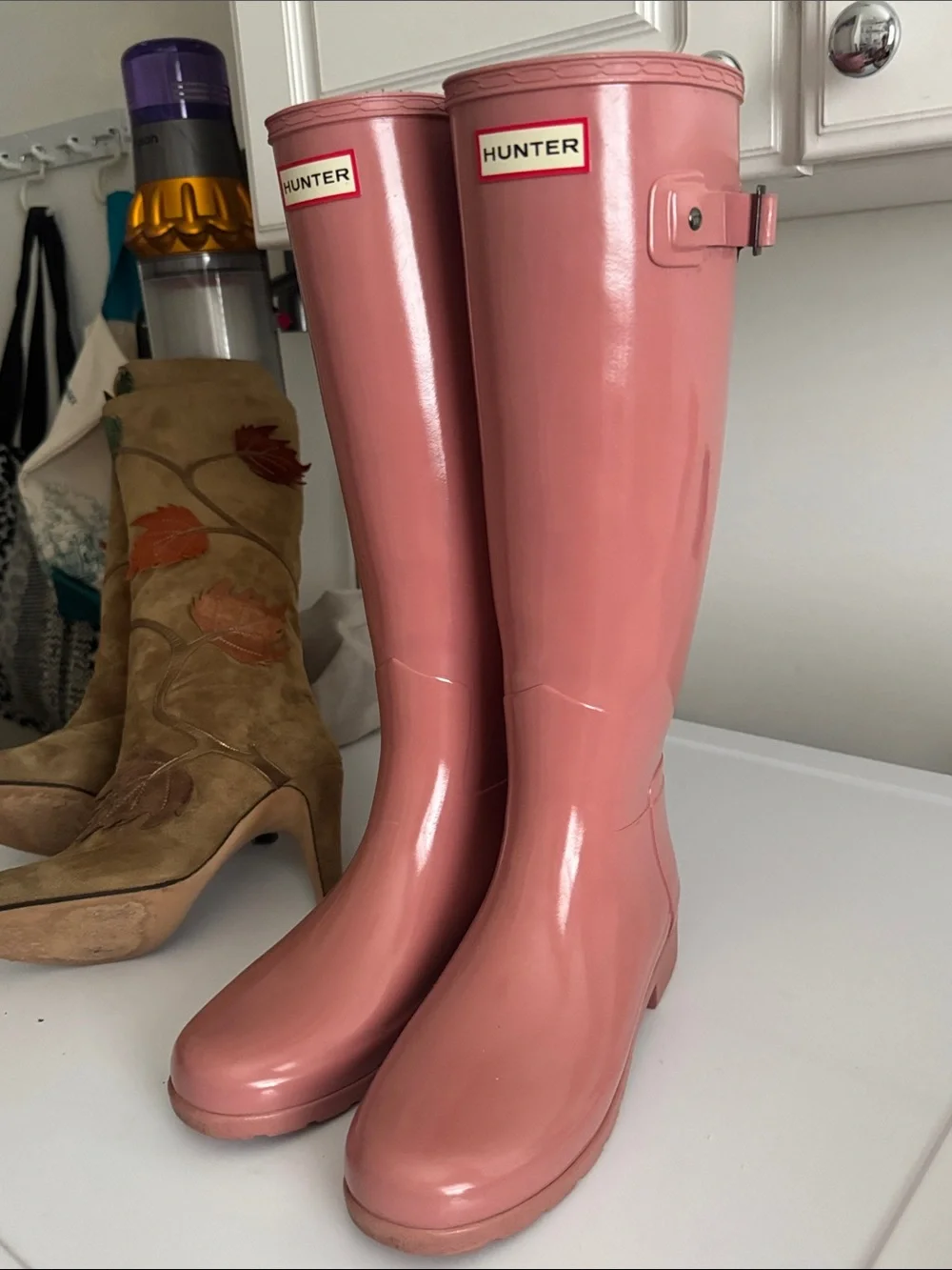 Hunter Tall Glossy Pink Rain Boots size 6