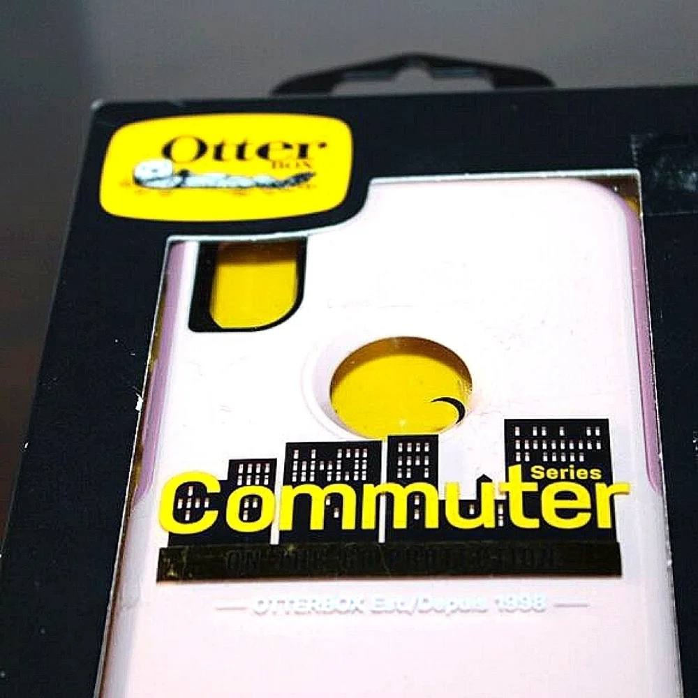 OtterBox Commuter Series iPhone X/XS Case - New!