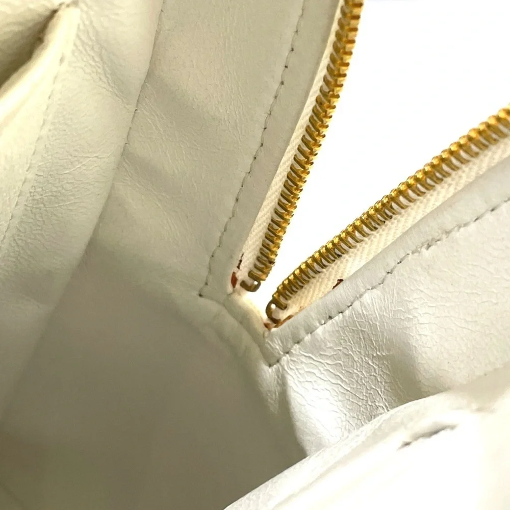 CHANEL white bag