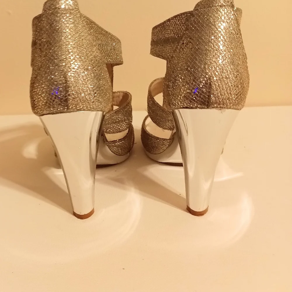 Michael Kors Silver glitter platform heels size 8