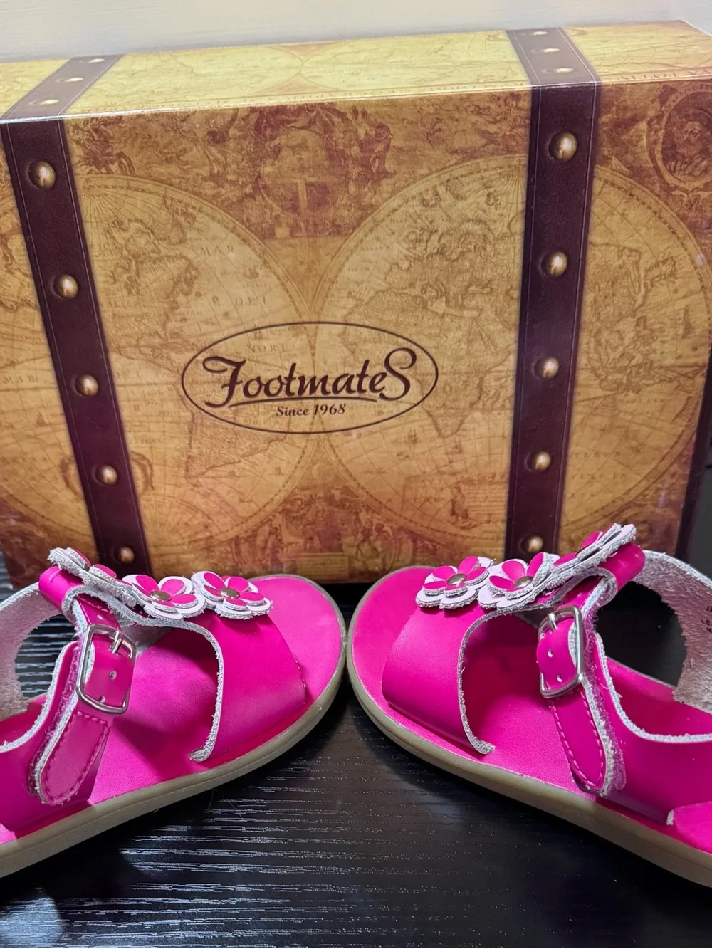 FootMates style vibrant