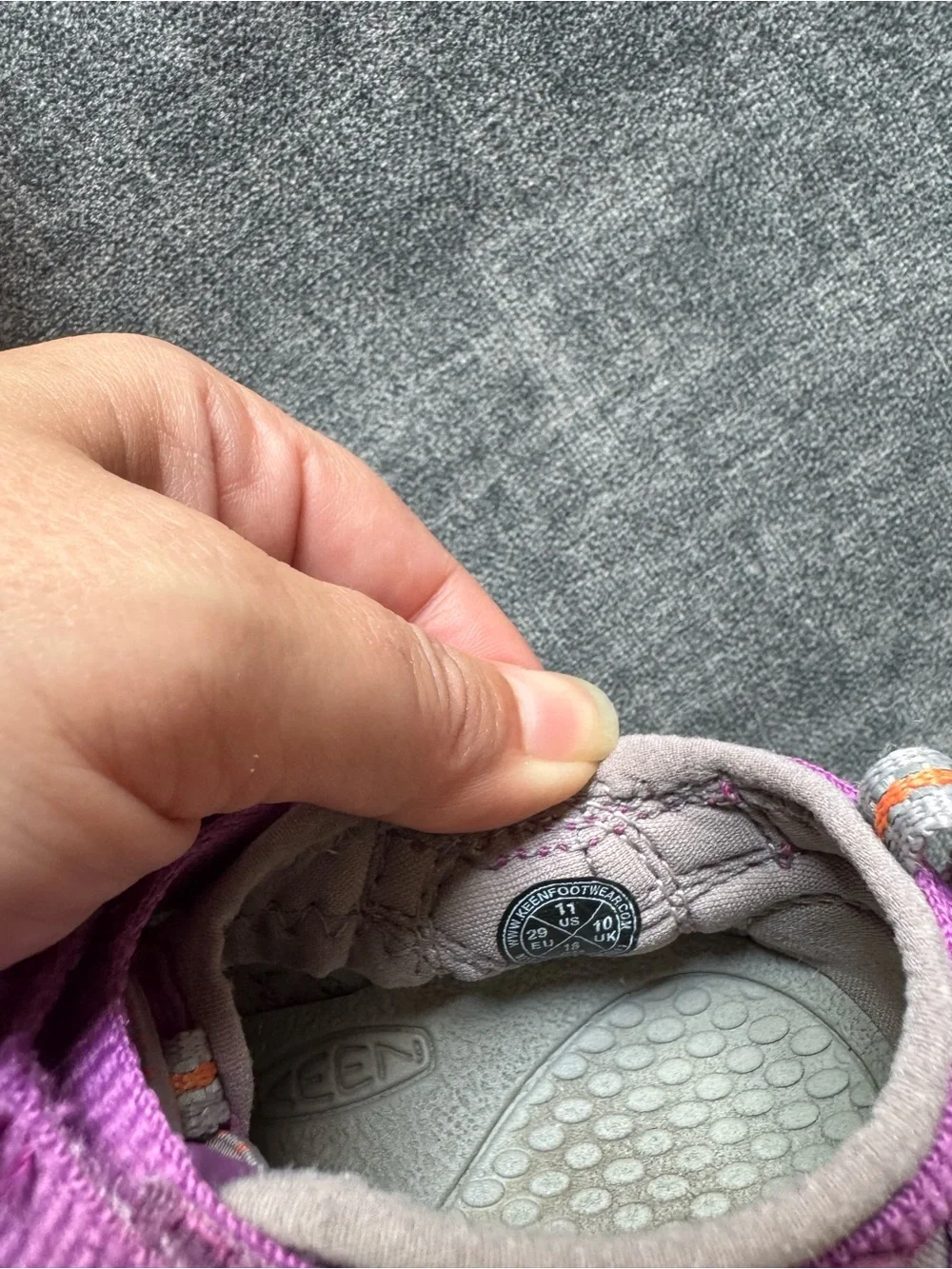 Keen sandal secure
