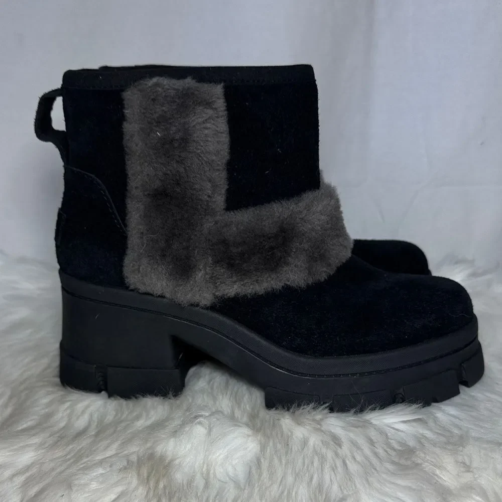UGG Plush NWOT‎ Brooklyn Sunburst Black/Gray Wool Blend Fur Trim Boot Sz 11
