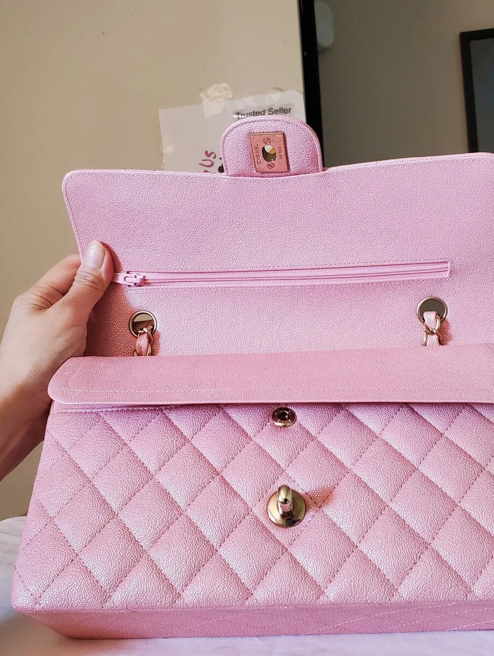CHANEL excellent pre
