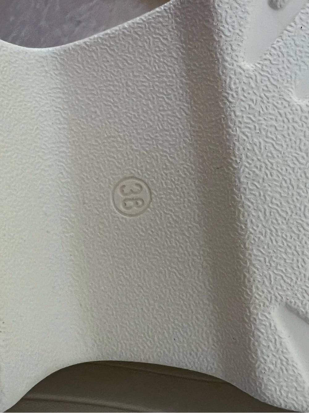 No brand extra offwhite warm