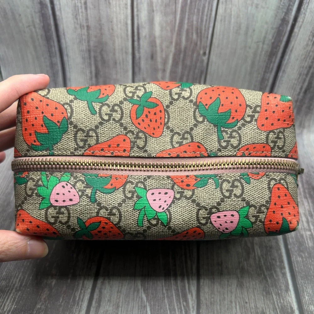 Gucci beautiful allover