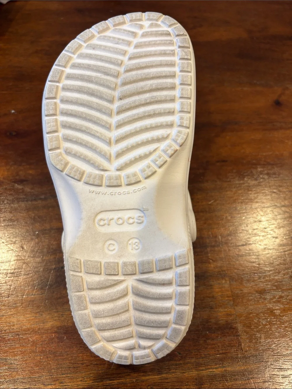 CROCS pivoting slip