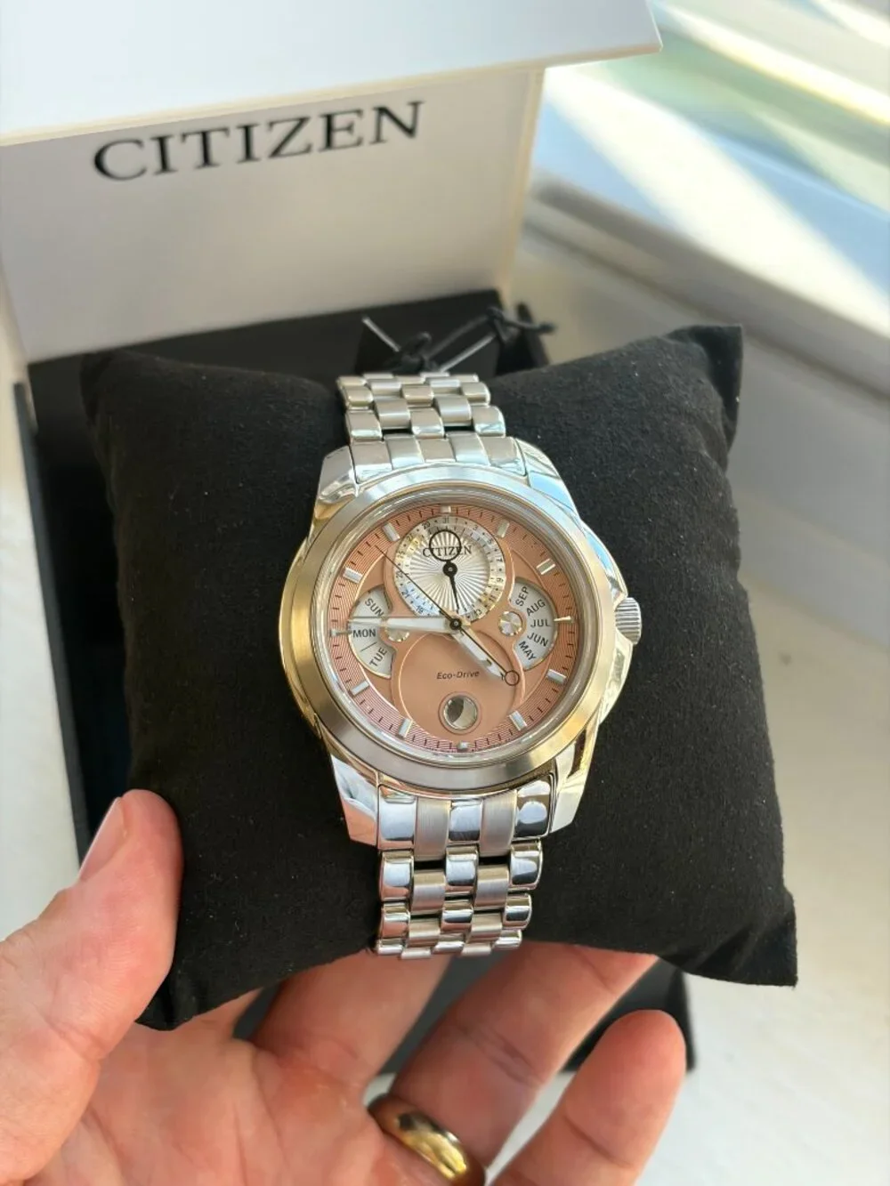Citizen this stunning