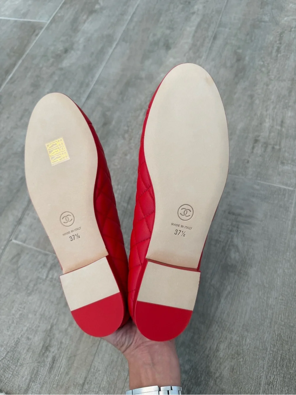 CHANEL classic quilted