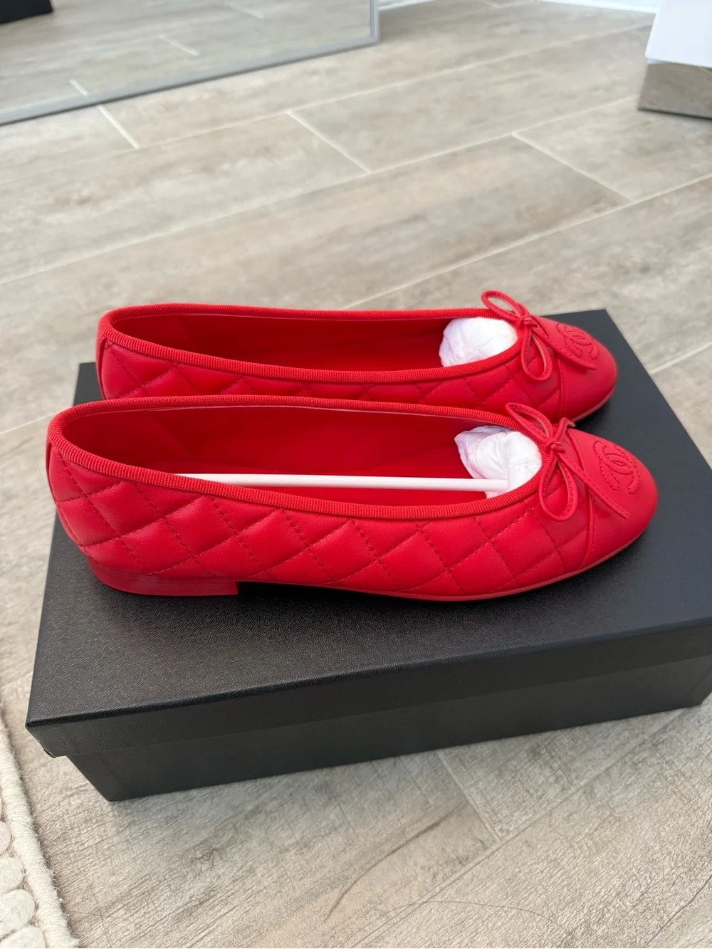 CHANEL classic quilted