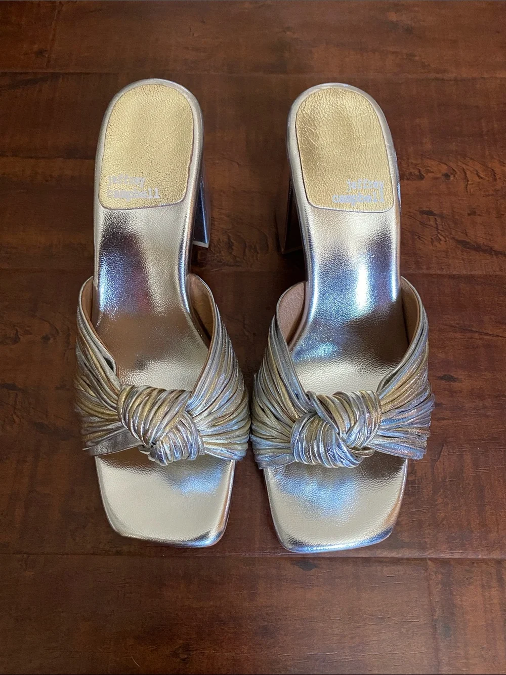Jeffrey Campbell like new
