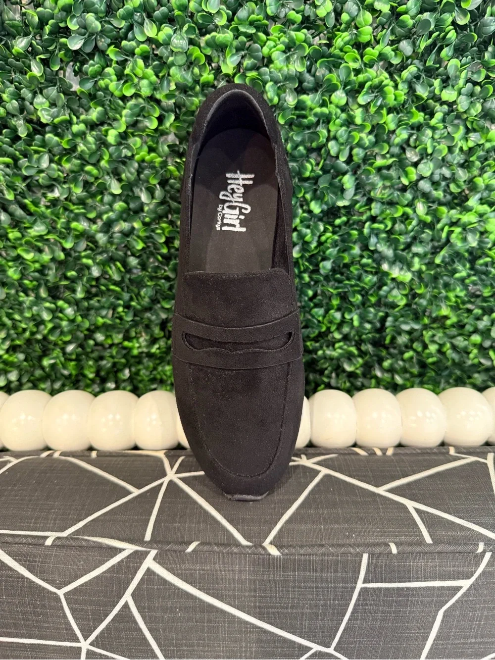 Corkys stylish black