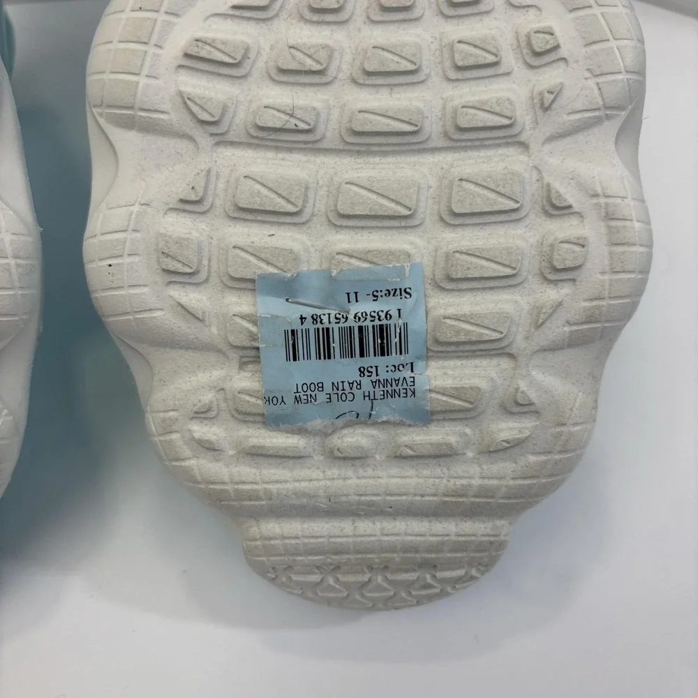 Kenneth Cole New York style au rear