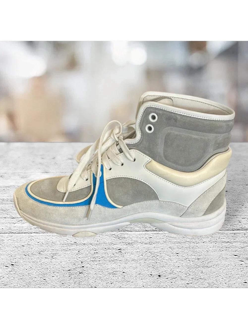 CHANEL sneakers excellent