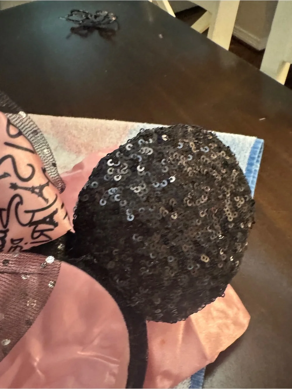 N/A black sequin