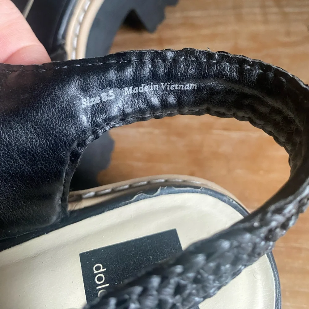 Dolce Vita lift platform braided