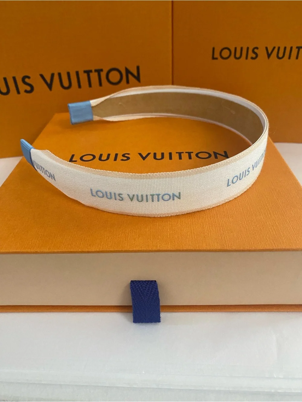 Handmade season’s blue designer