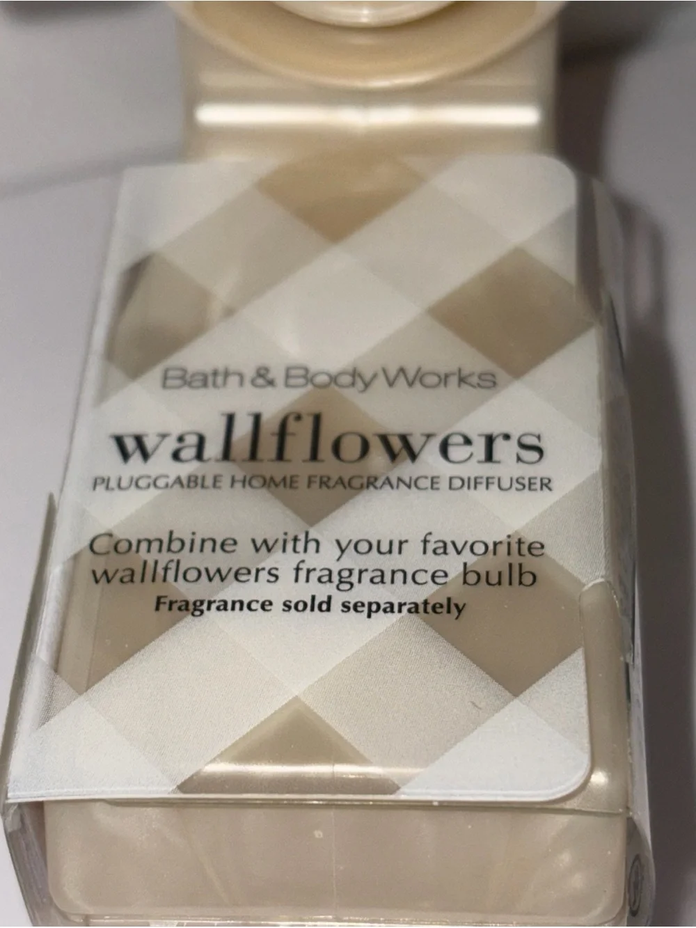 Bath & Body Works decorative leaf