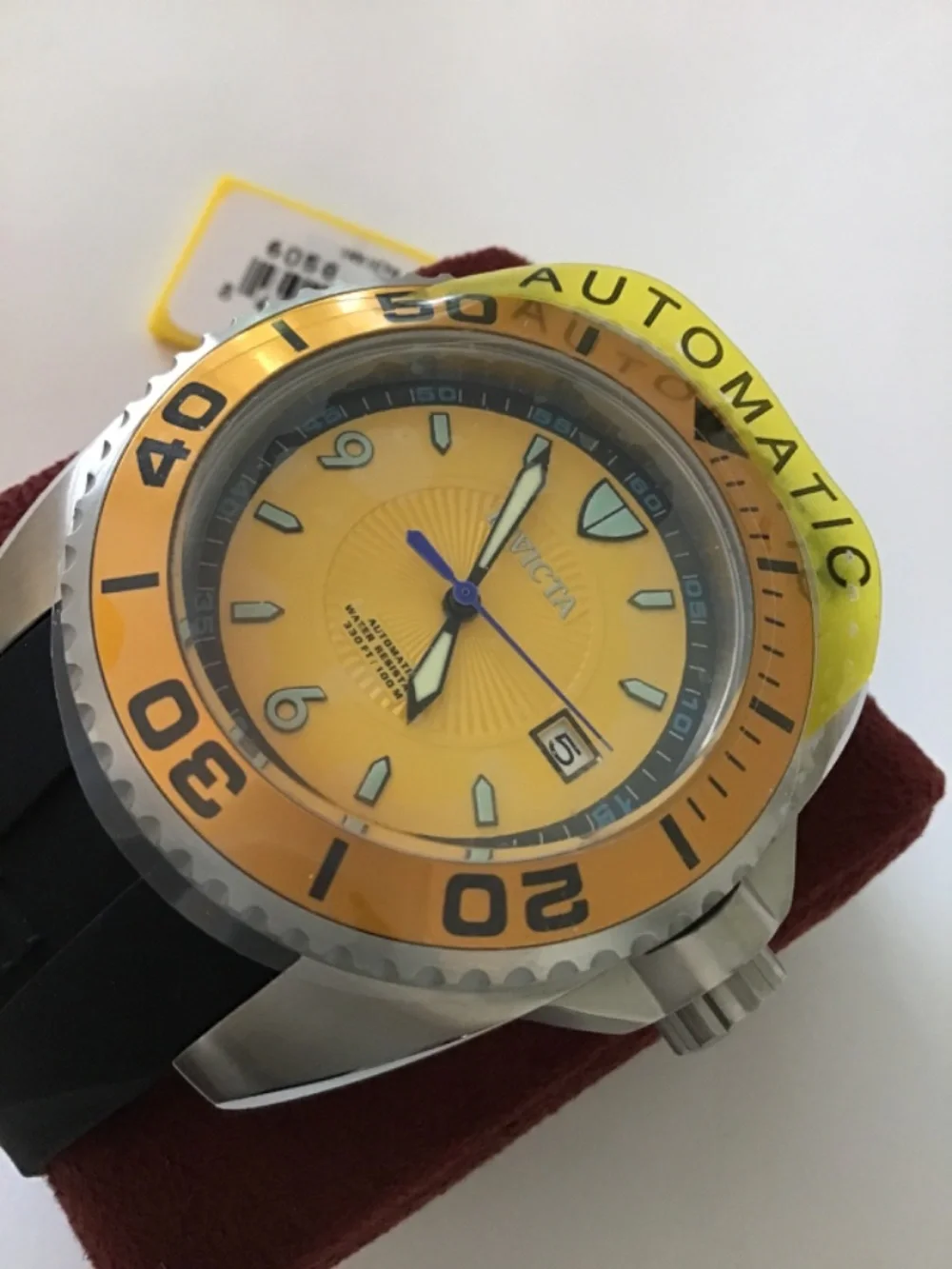 Invicta *rare lemon