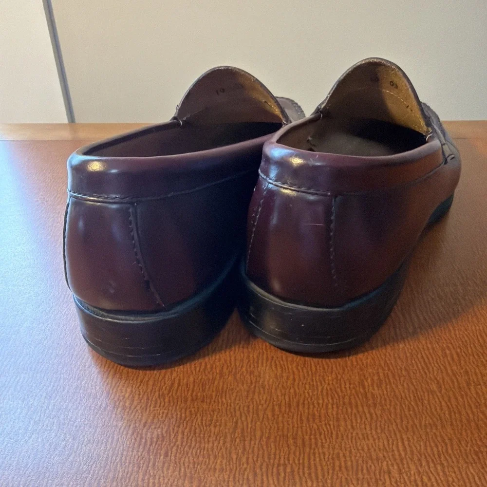 G.H. Bass & Co. product classic