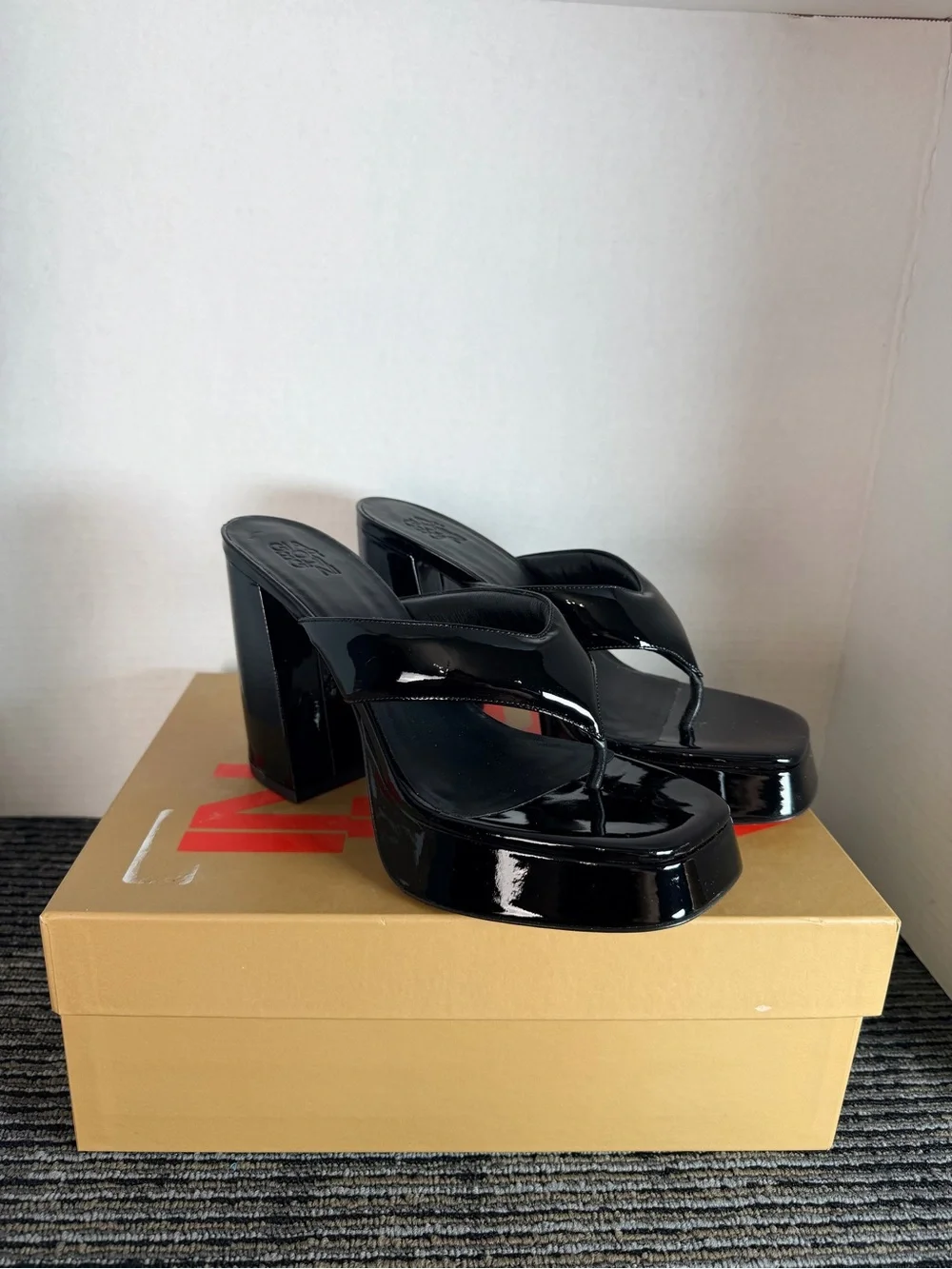 Gia Borghini size 38