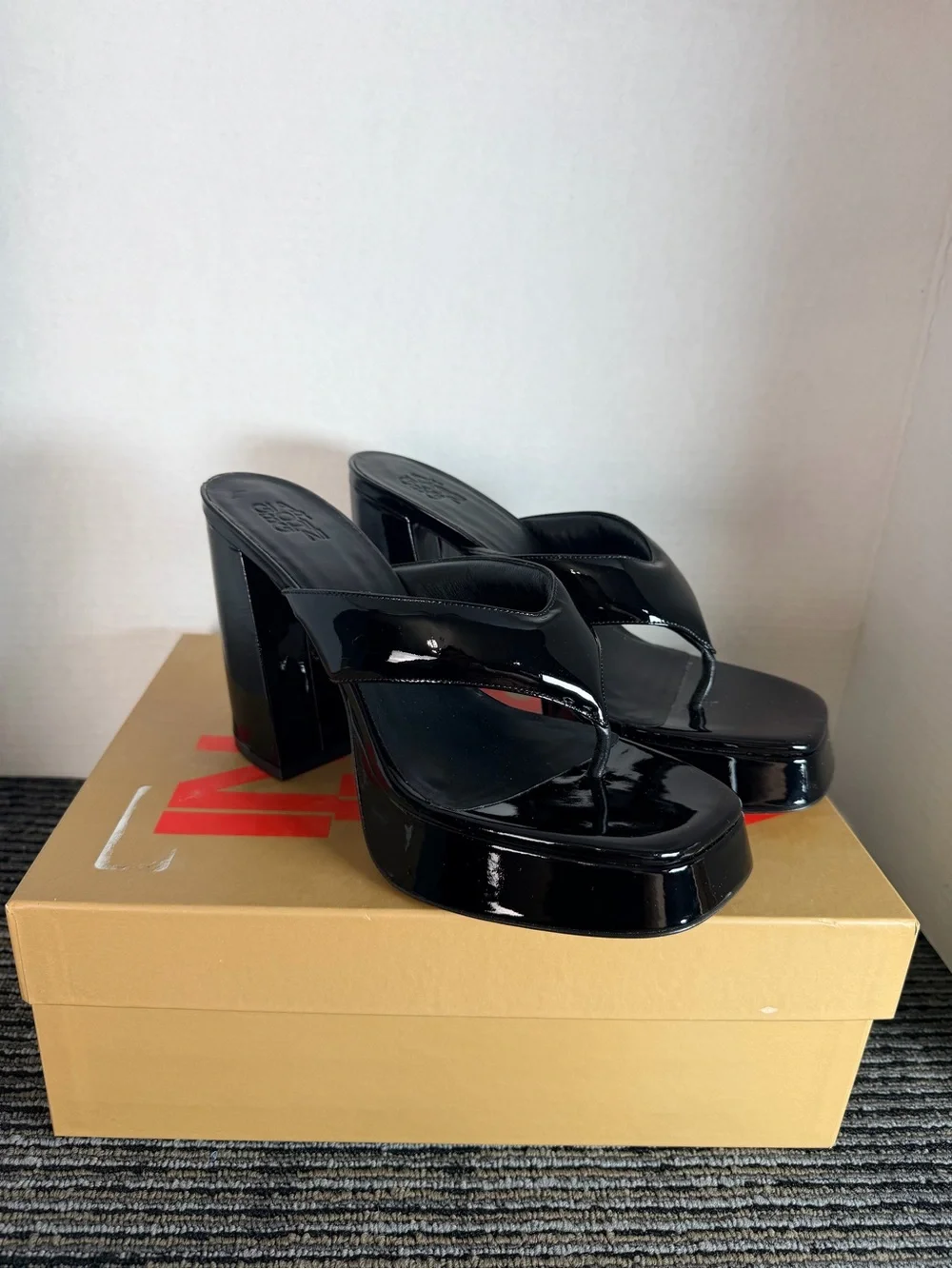 Gia Borghini size 38