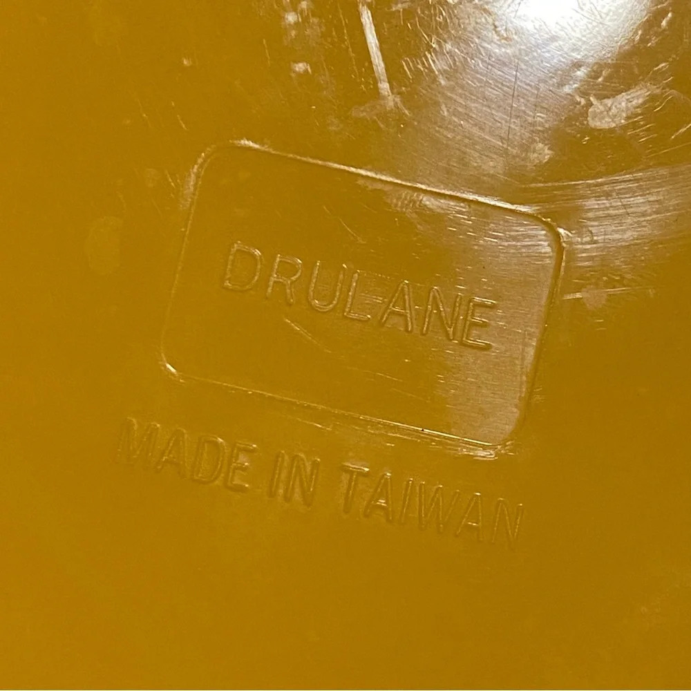 Vintage plastic taiwan drainage