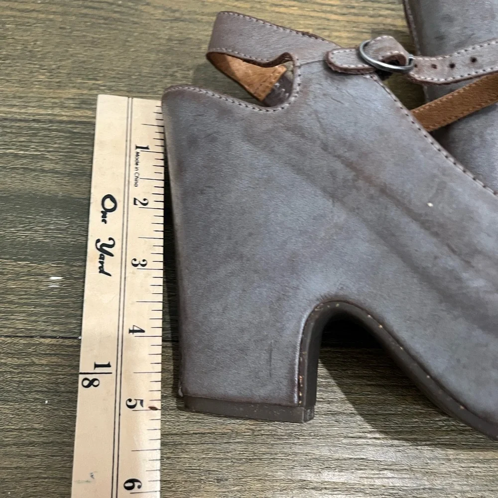 Naya brown leather