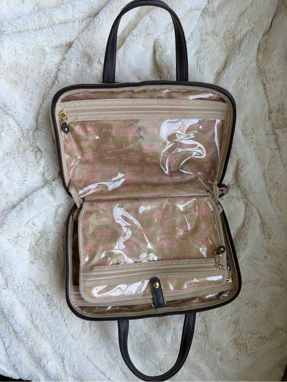 Juicy Couture soft pink